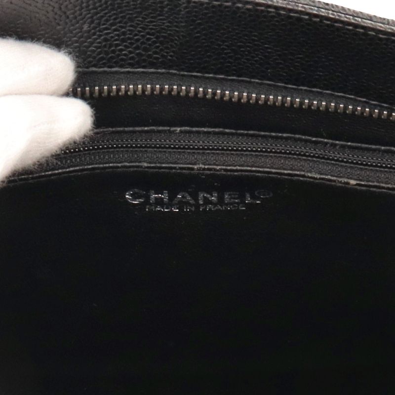 Chanel Medallion Tote Caviar Leather Handbag Black — view 7