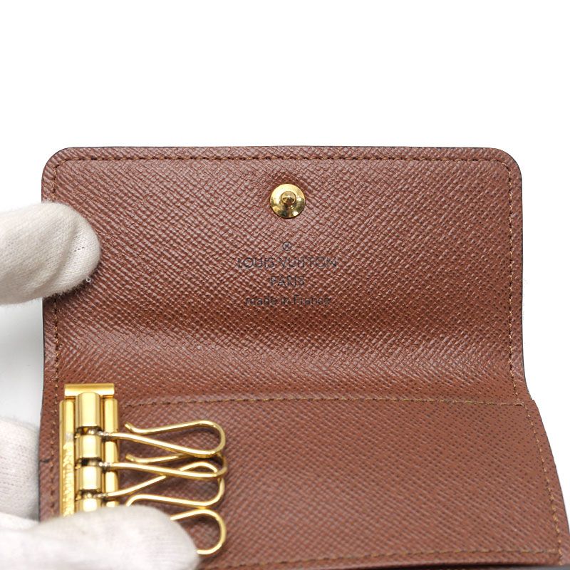 Louis Vuitton LV Multicles 4 Key Case Monogram Key Holder — view 4