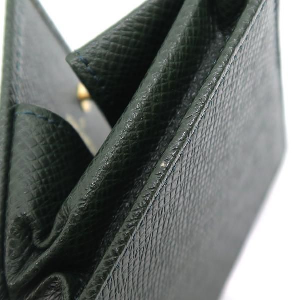 Louis Vuitton Taiga Coin Case — view 8