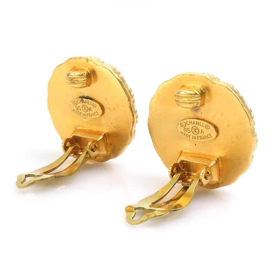Chanel Earrings CC Logo — view 3