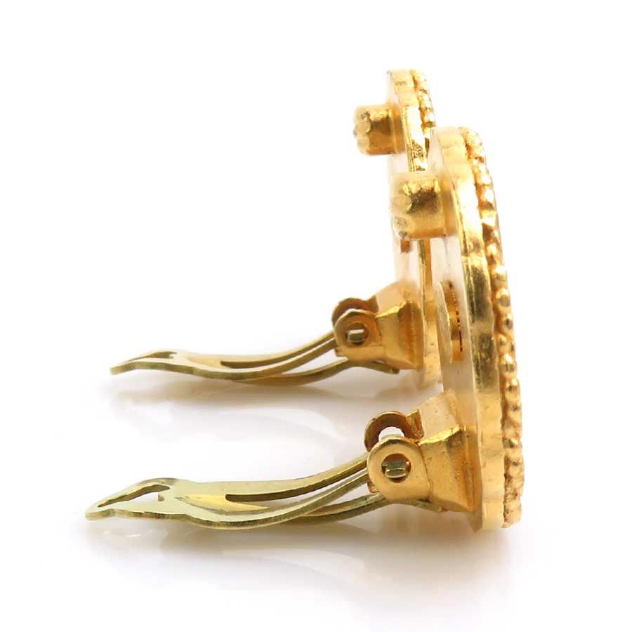 Chanel Earrings CC Logo — view 2