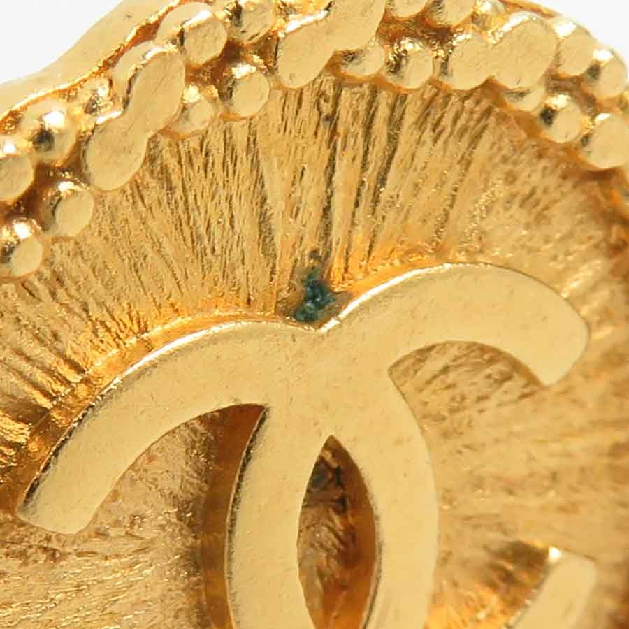 Chanel Earrings CC Logo — view 9