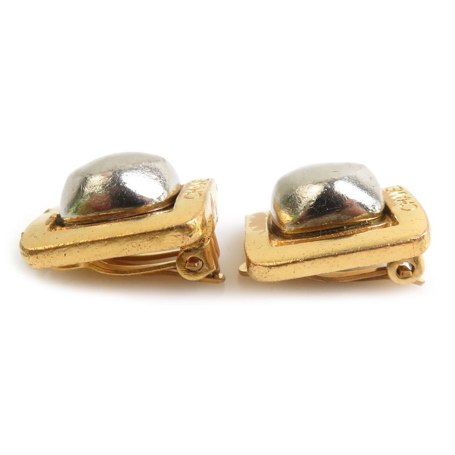 Chanel Earrings Gold — view 3