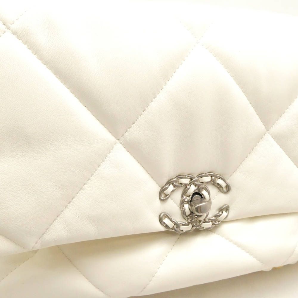 Chanel 19 Shoulder Bag Large Lambskin Purse — view 4