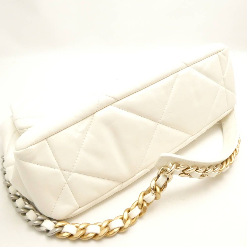 Chanel 19 Shoulder Bag Large Lambskin Purse — view 3