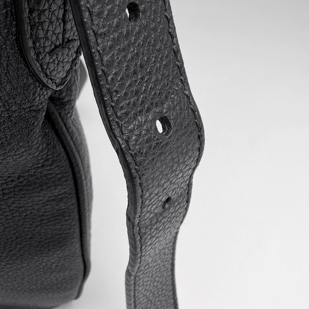 Gucci Half Moon Hobo Shoulder Bag Leather Black — view 4