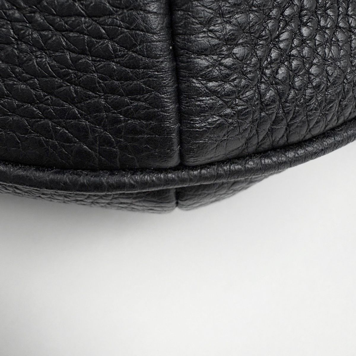 Gucci Half Moon Hobo Shoulder Bag Leather Black — view 3