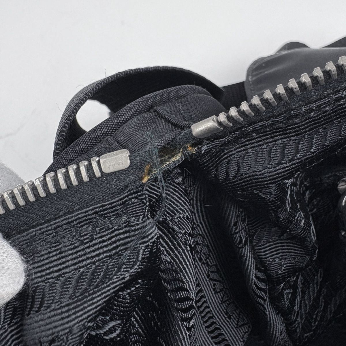 Prada Shoulder Bag Tessuto Nylon Nero — view 8