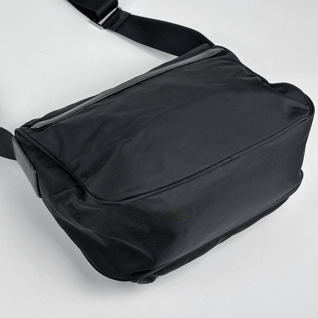 Prada Shoulder Bag Tessuto Nylon Nero — view 2