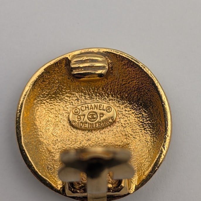 Chanel Earrings CC Logo Camellia Round Circle Gold Vintage — view 5