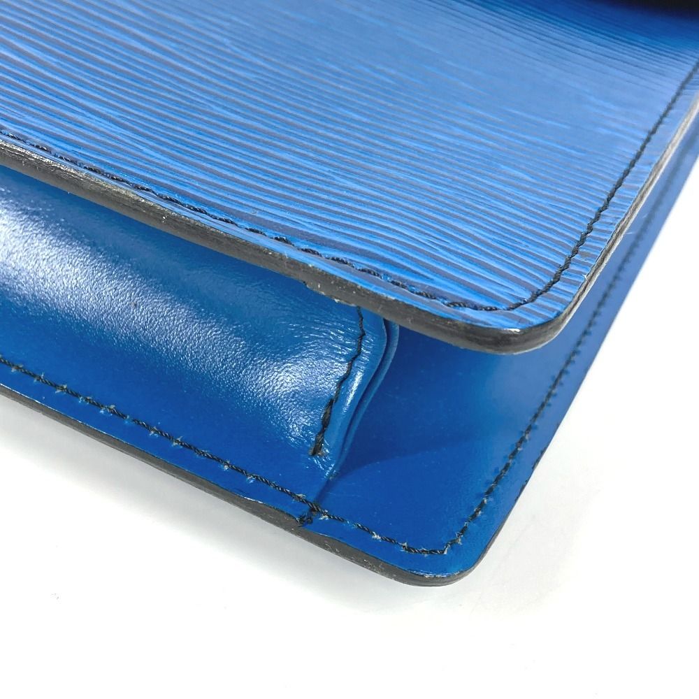 Louis Vuitton Second Bag Montaigne 27 Epi Leather Toledo Blue — view 6
