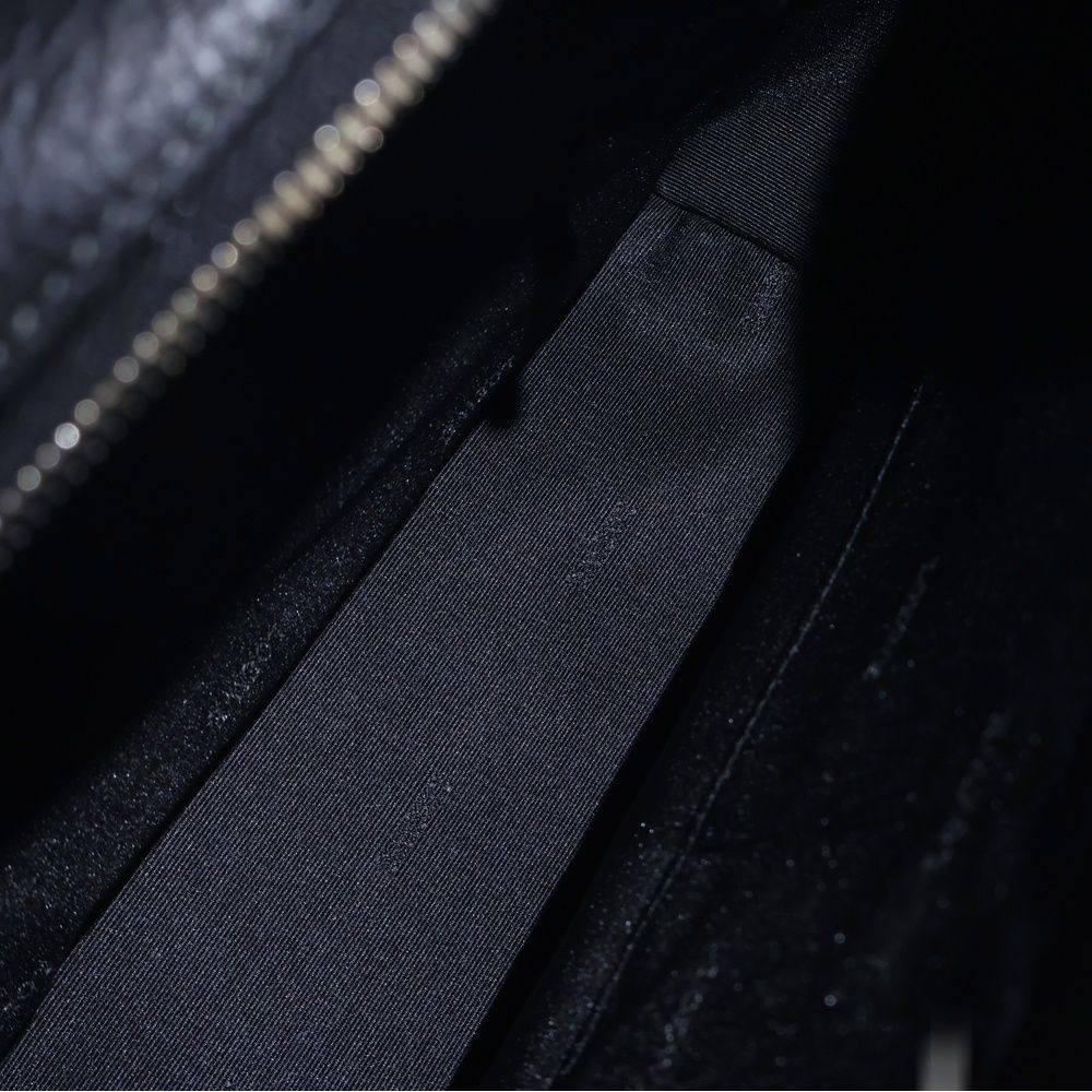 Loewe Senda Bag Black Leather Handbag Cadena Key — view 4