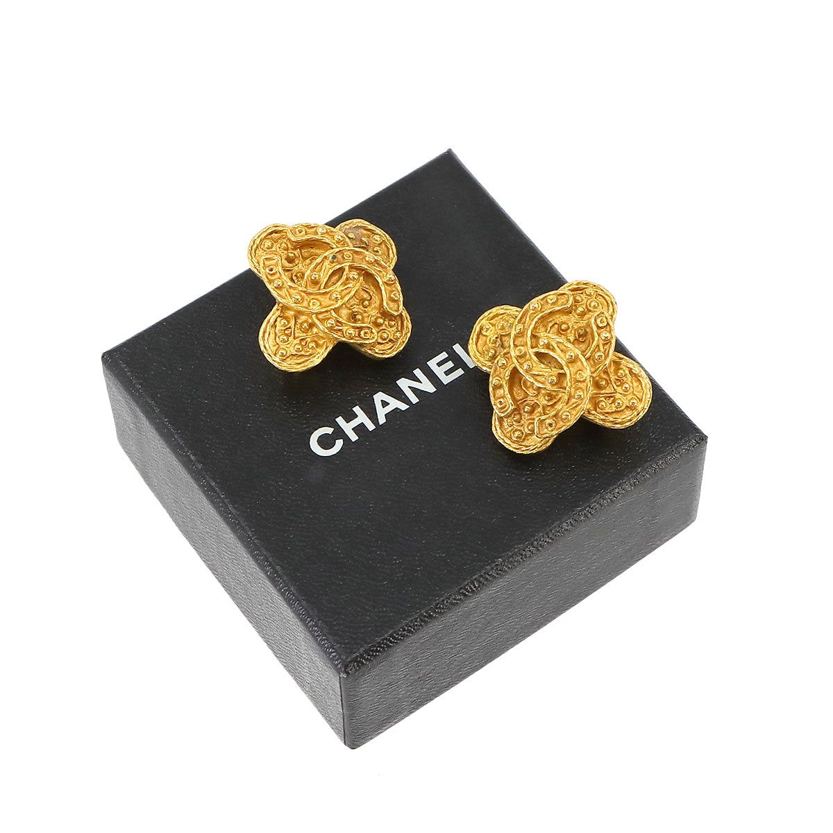 Chanel CC Logo Earrings Gold Vintage — view 5