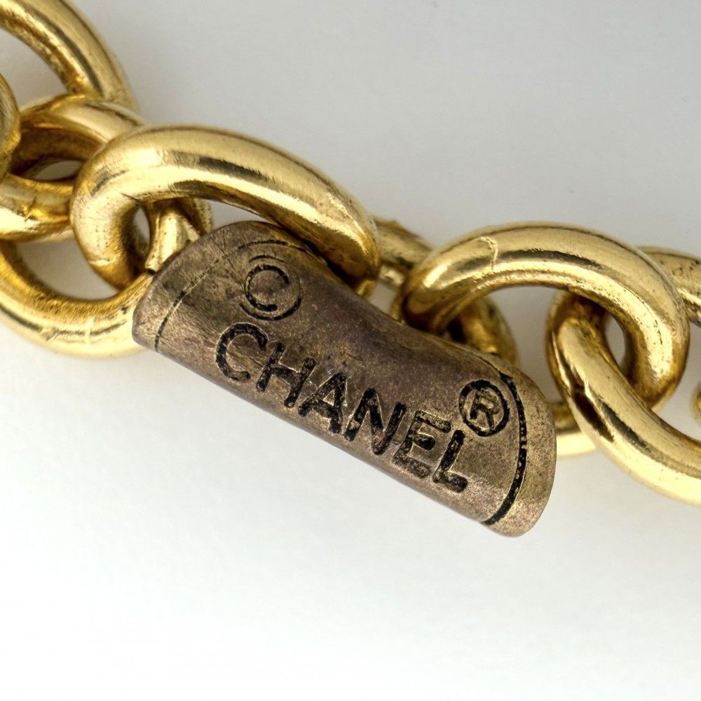 Chanel Necklace CC Logo Long Gold Plated — view 3