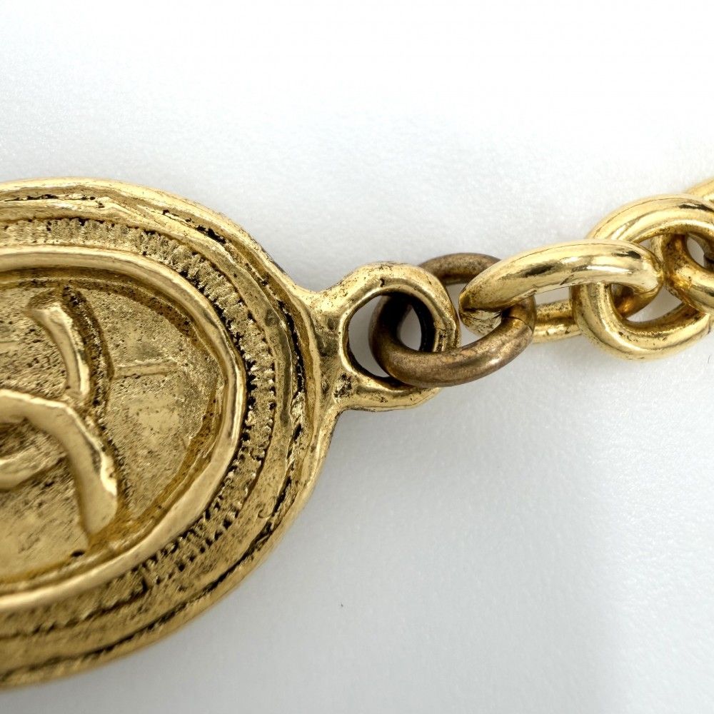 Chanel Necklace CC Logo Long Gold Plated — view 8