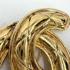 Chanel Brooch Quilted CC Logo Vintage Gold Plated — view 6