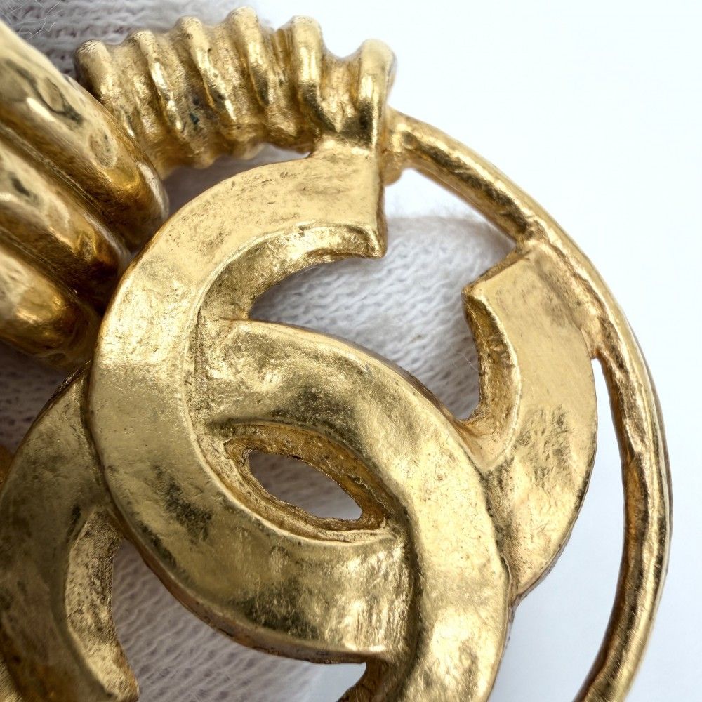 Chanel Earrings CC Logo Vintage Round Gold Plated — view 8