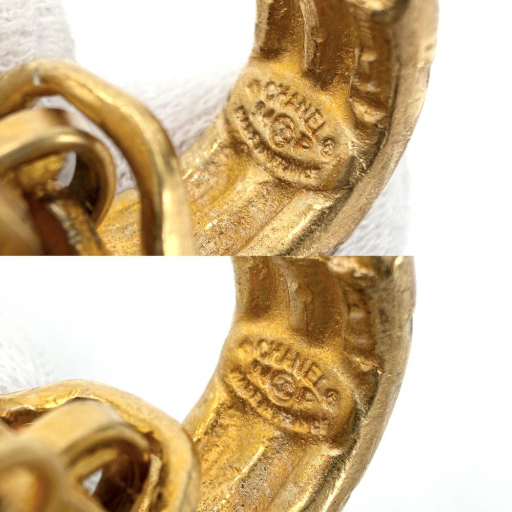 Chanel Earrings CC Logo Vintage Round Gold Plated — view 4
