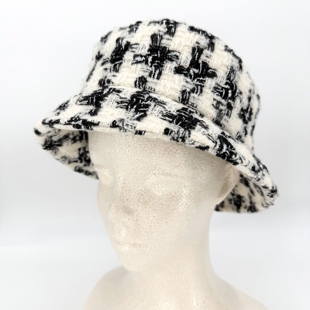 Chanel Hat Tweed Bucket Hat CC Logo M Wool Polyamide Black Ivory — view 2