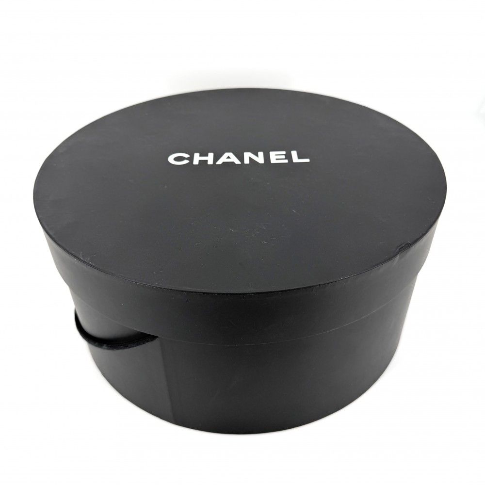 Chanel Beret Check Hat CC Logo M Cotton Polyamide Polyester Black White Spring — view 9