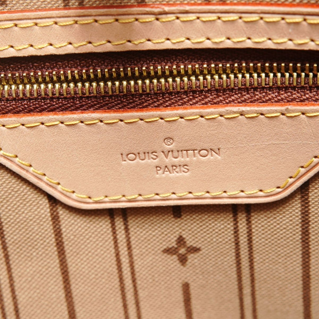 Louis Vuitton Shoulder Bag Monogram Delightful GM — view 9