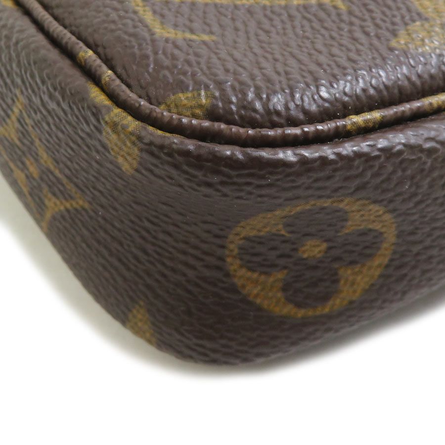 Louis Vuitton Handbag Pouch Pochette — view 4