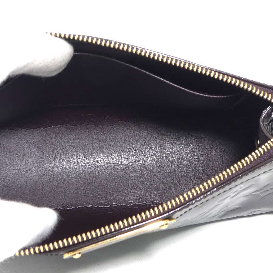 Louis Vuitton Pouch Transfer — view 5