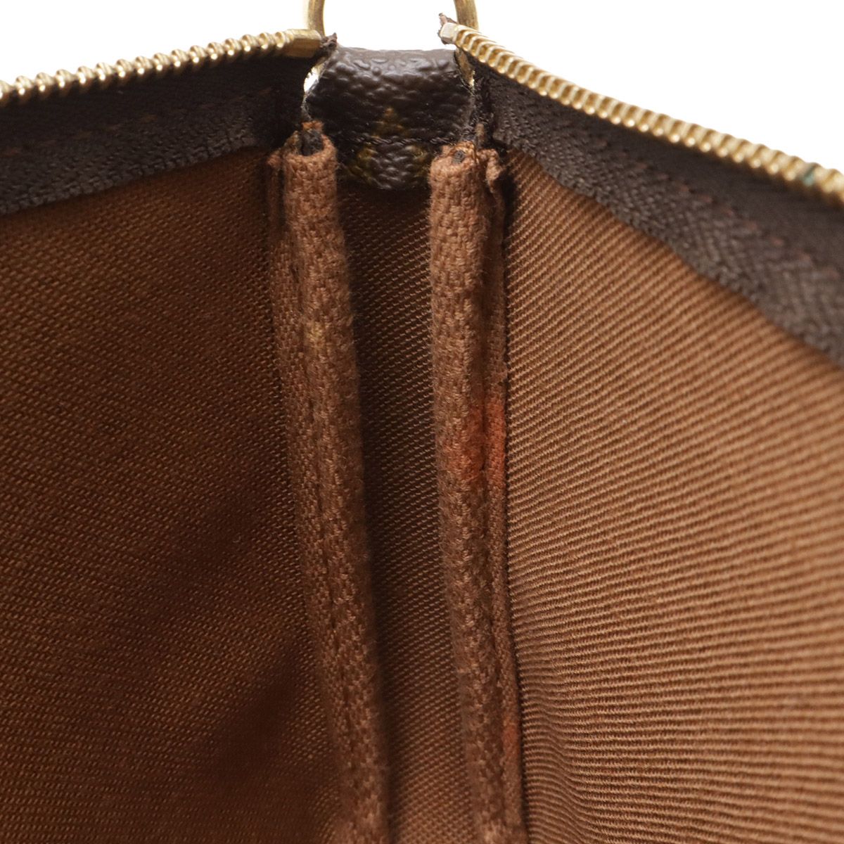 Louis Vuitton Monogram Pochette Pouch Handbag Party — view 9