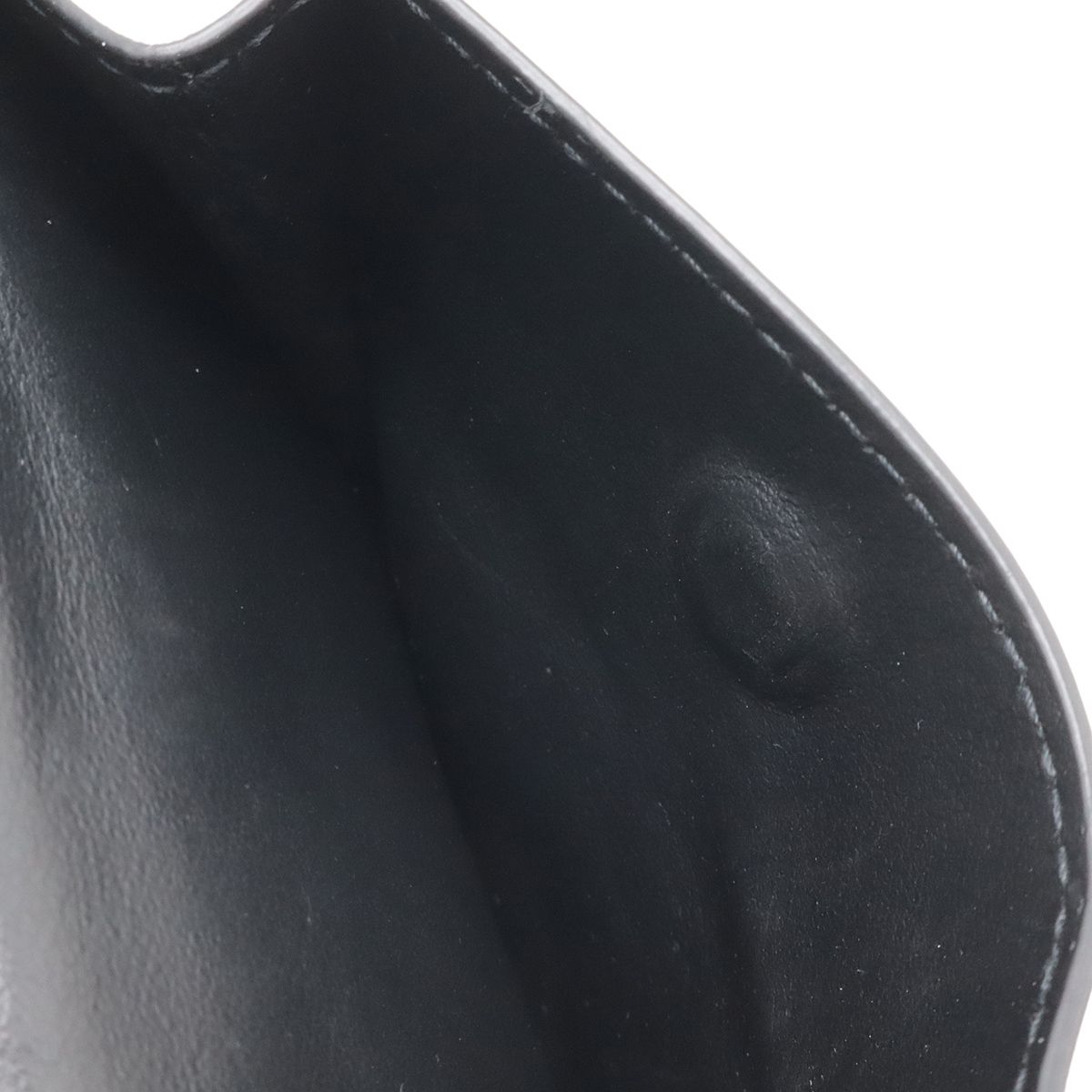 Bottega Veneta Maxi Intrecciato Cassette Bifold Wallet Leather Black — view 7