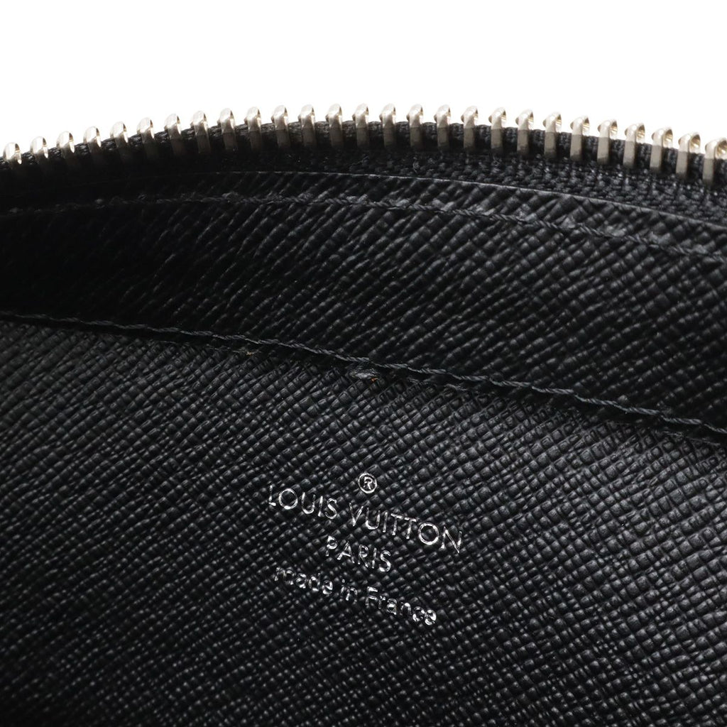 Louis Vuitton Taiga Baikal Clutch Handbag Ardoise Black — view 6