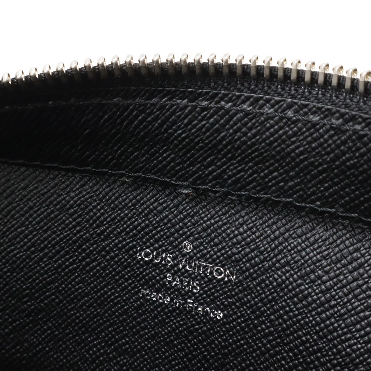 Louis Vuitton Taiga Baikal Clutch Handbag Ardoise Black — view 6