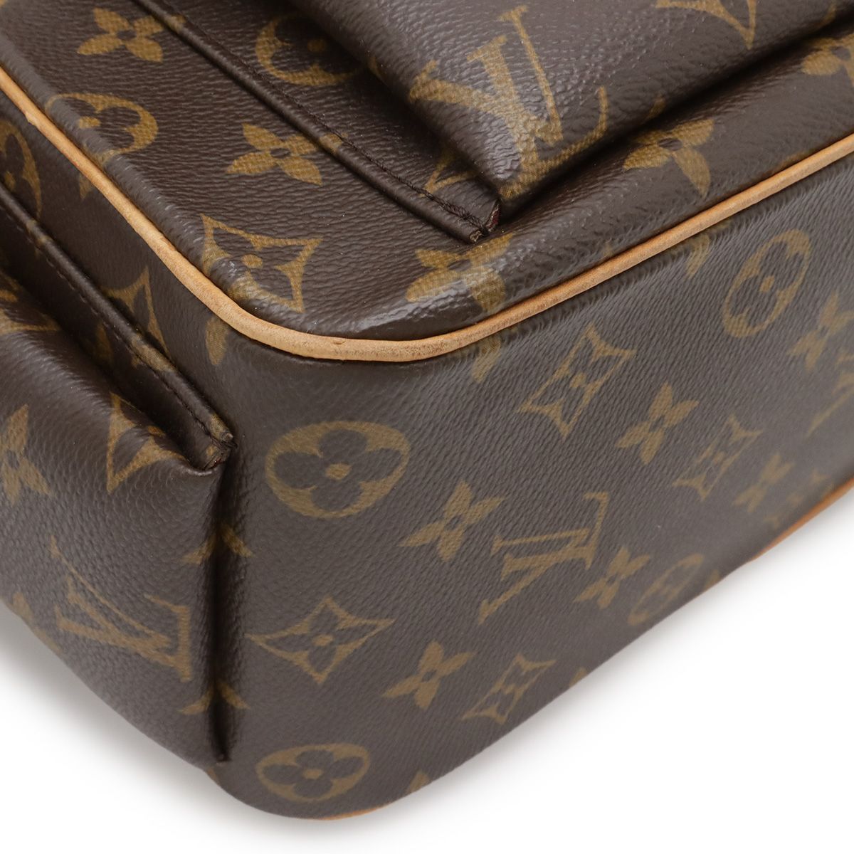 Louis Vuitton Monogram Excentri Cite Handbag — view 3
