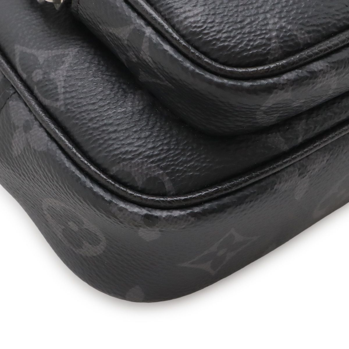 Louis Vuitton Monogram Eclipse Outdoor Pochette Shoulder Bag Crossbody Waist — view 3