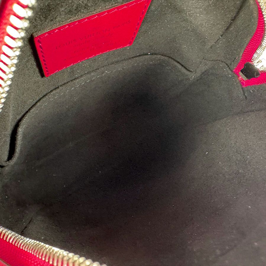 Louis Vuitton Shoulder Bag Supreme Collaboration Danube PM — view 5
