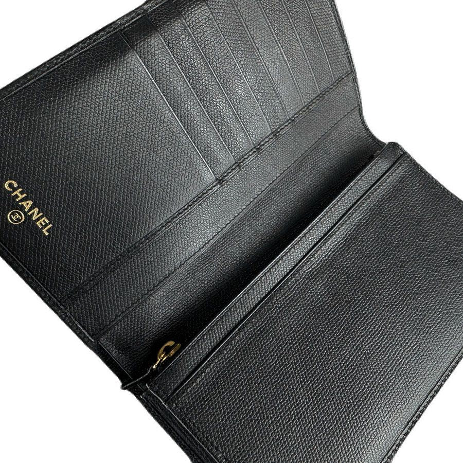 Chanel Bifold Wallet Here Button — view 5