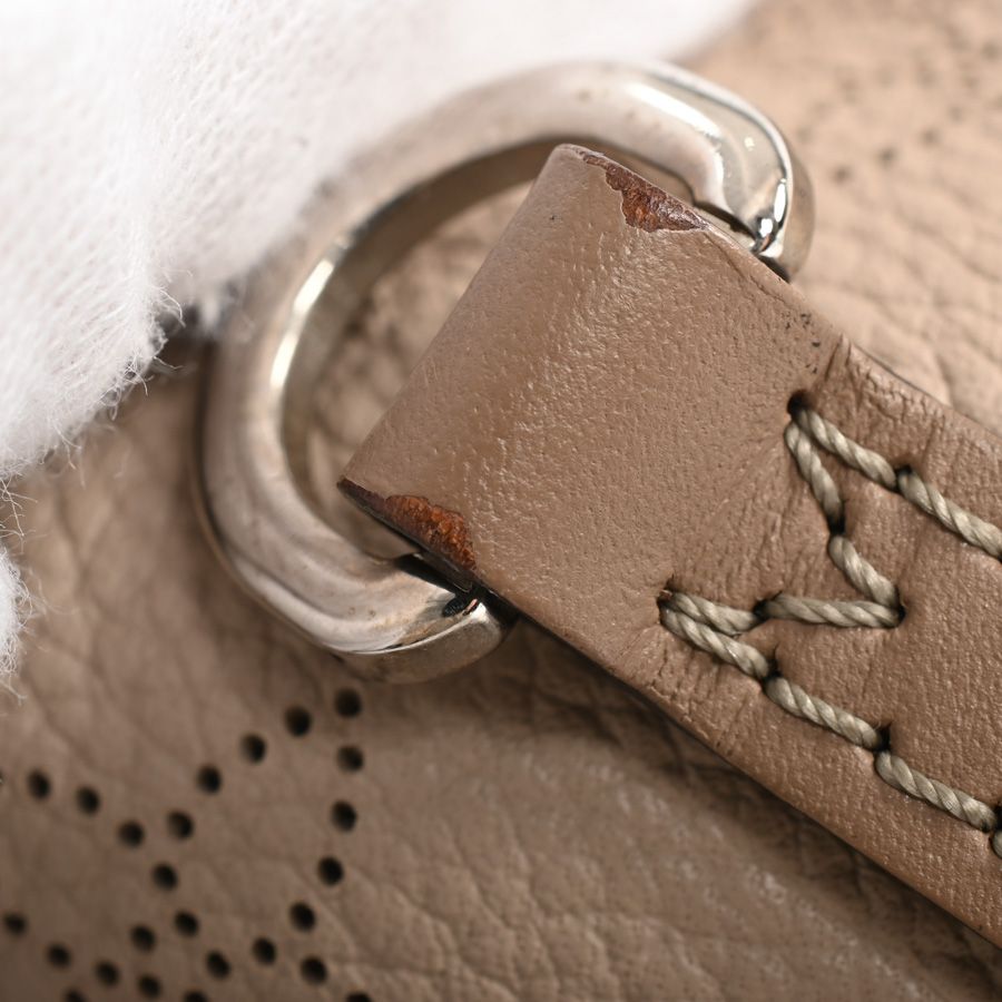 Louis Vuitton Tote Hina MM — view 7