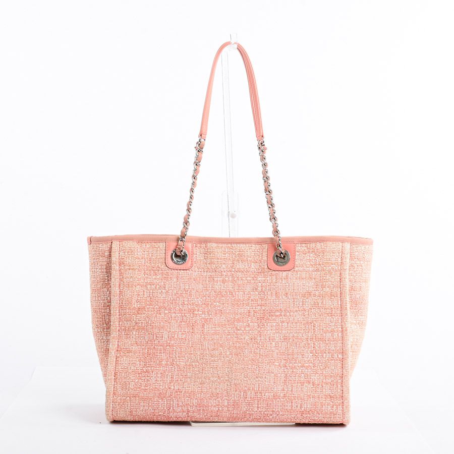 Chanel Tote Deauville Shopping — view 3