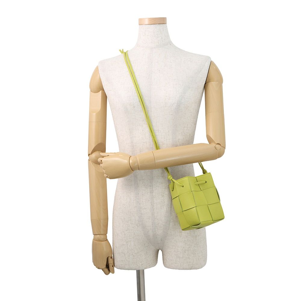 Bottega Veneta Shoulder Bag Mini Cassette Leather — view 4