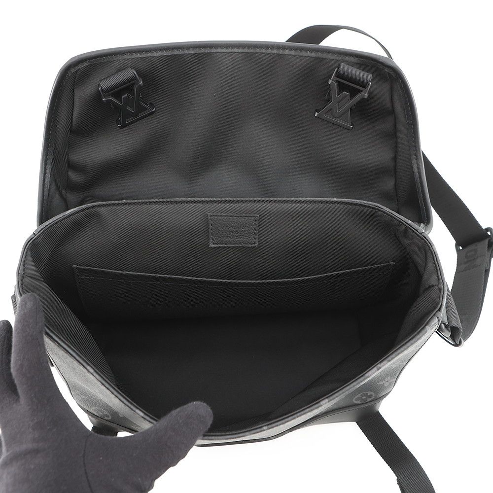 Louis Vuitton Shoulder Bag Monogram Eclipse Messenger Voyage PM Black — view 5