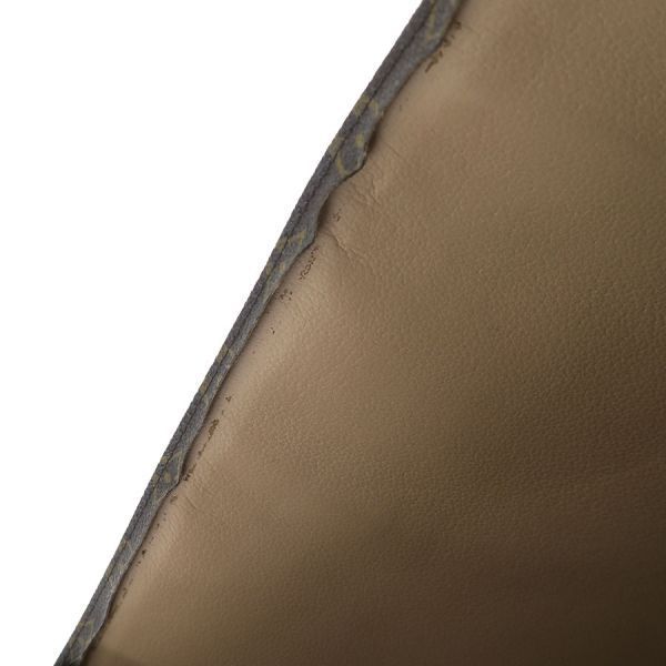 Louis Vuitton Monogram Sac Plat — view 7