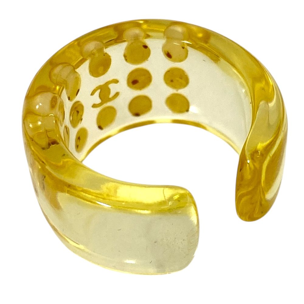 Chanel CC Logo Pearl Ring Plastic Faux Clear Yellow White Sophisticated — view 7