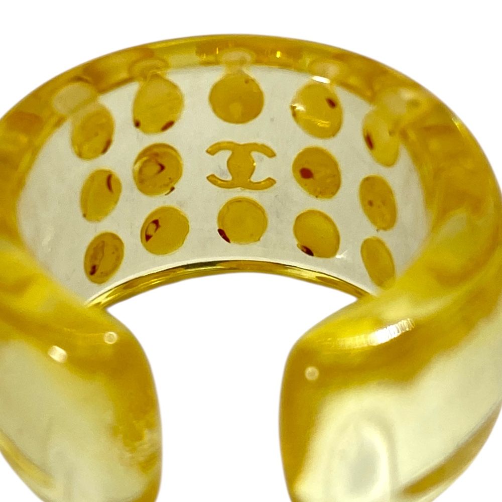Chanel CC Logo Pearl Ring Plastic Faux Clear Yellow White Sophisticated — view 8