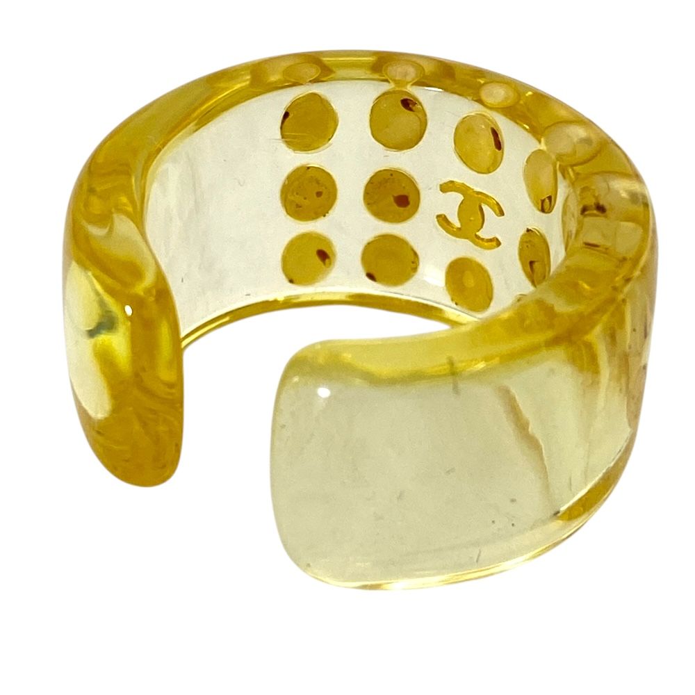 Chanel CC Logo Pearl Ring Plastic Faux Clear Yellow White Sophisticated — view 6