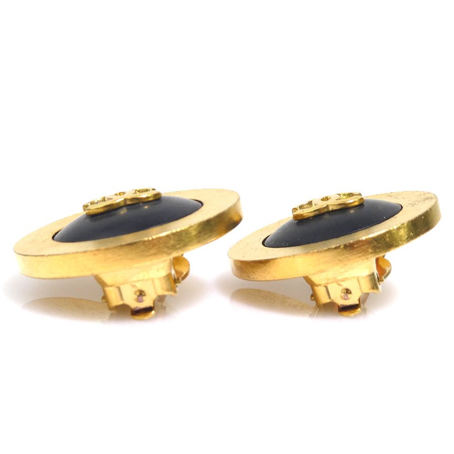 Chanel Earrings CC Logo — view 4