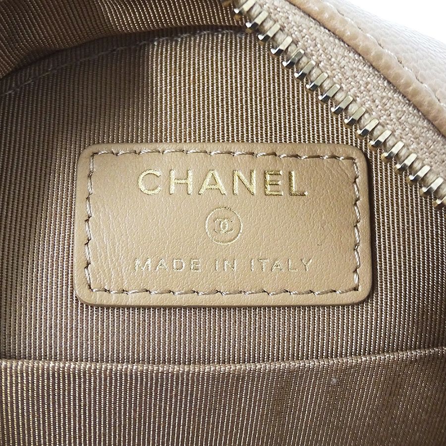 Chanel Quilted Shoulder Bag Caviar Leather Beige Gold Chain Pouch Round — view 6