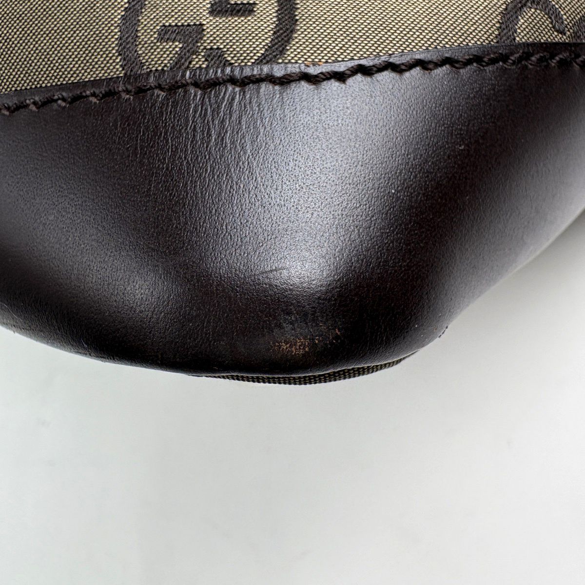 Gucci GG Pattern Shoulder Bag Sports Canvas Brown — view 3