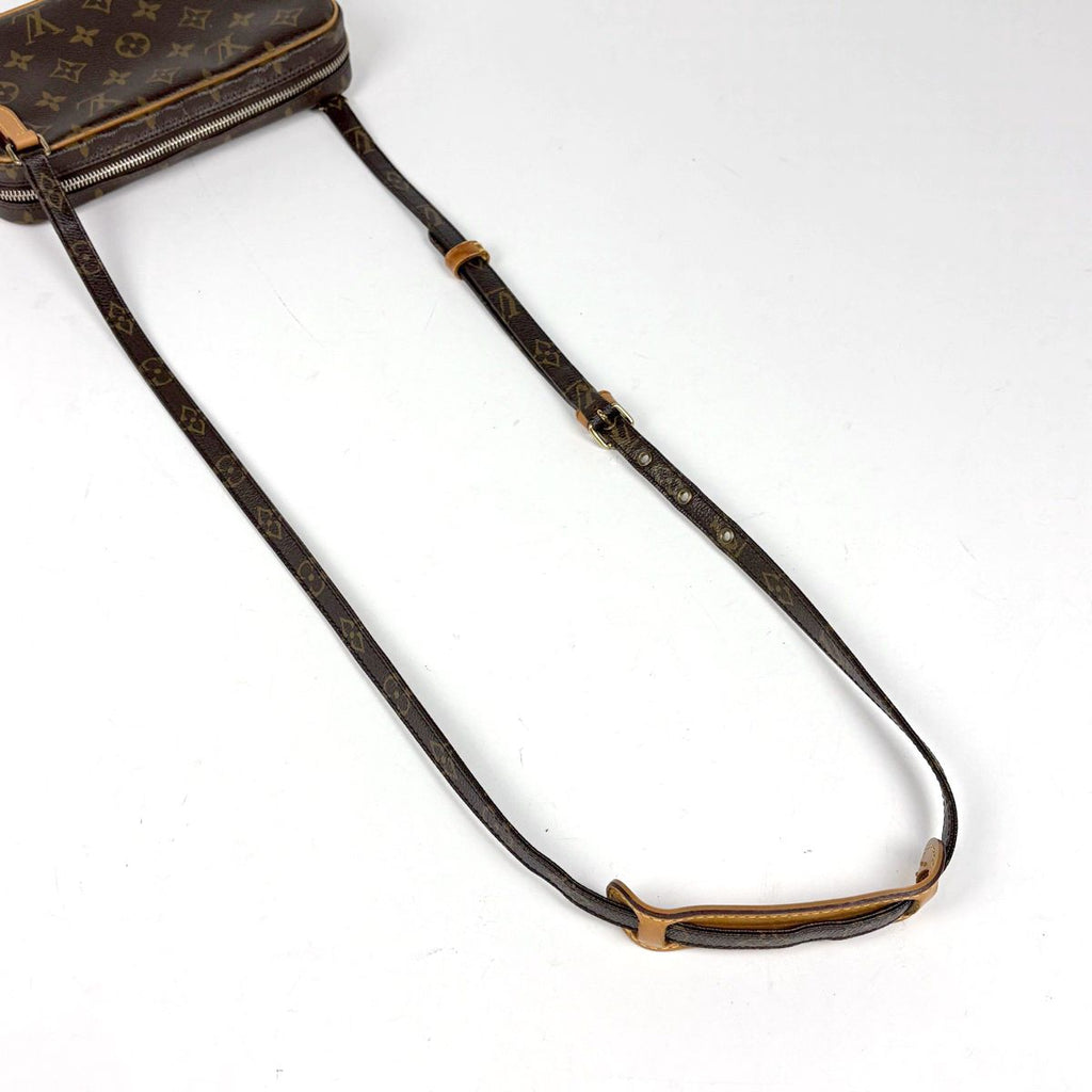 Louis Vuitton Pochette Marly Bandouliere Crossbody Shoulder Bag Monogram Brown — view 7