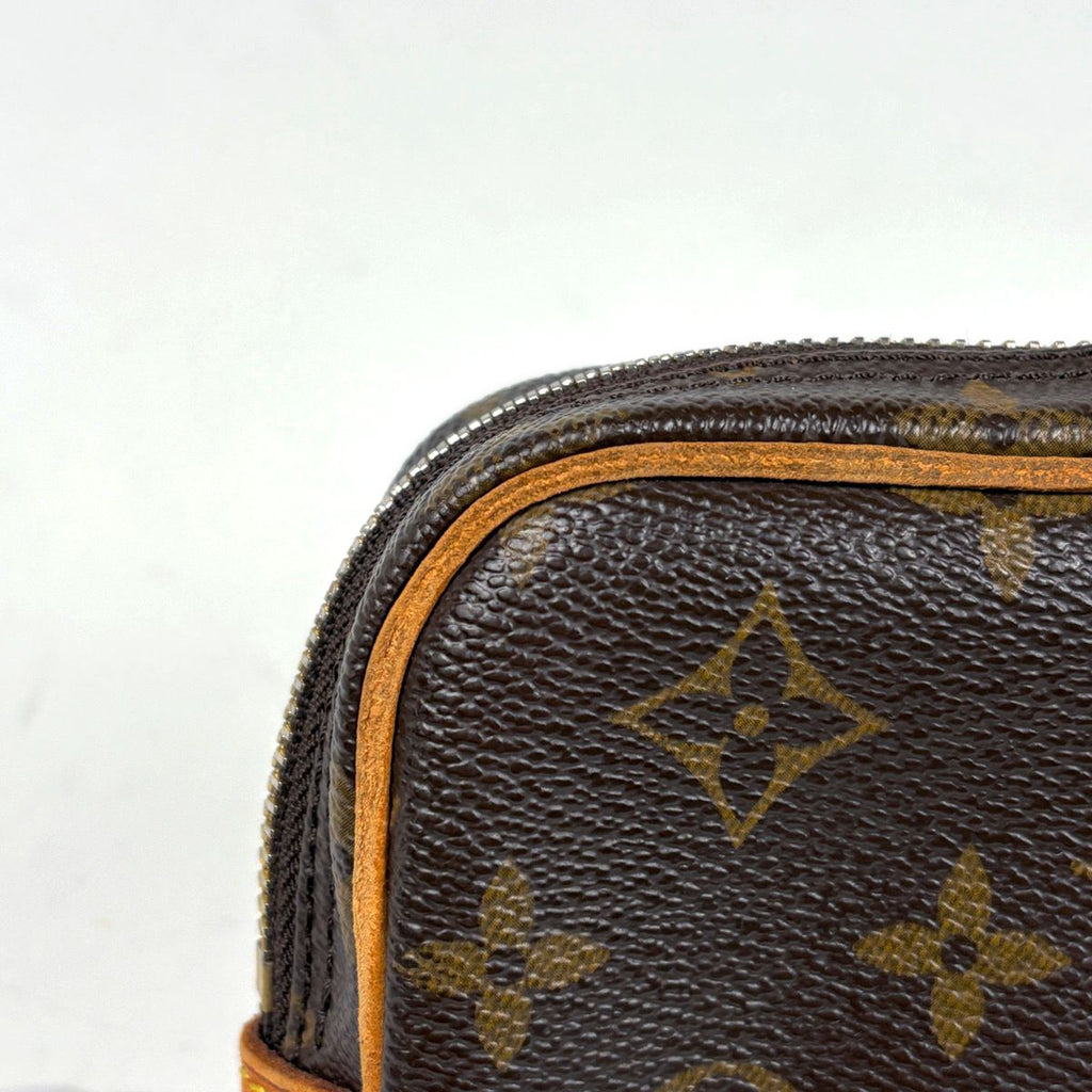 Louis Vuitton Pochette Marly Bandouliere Crossbody Shoulder Bag Monogram Brown — view 3