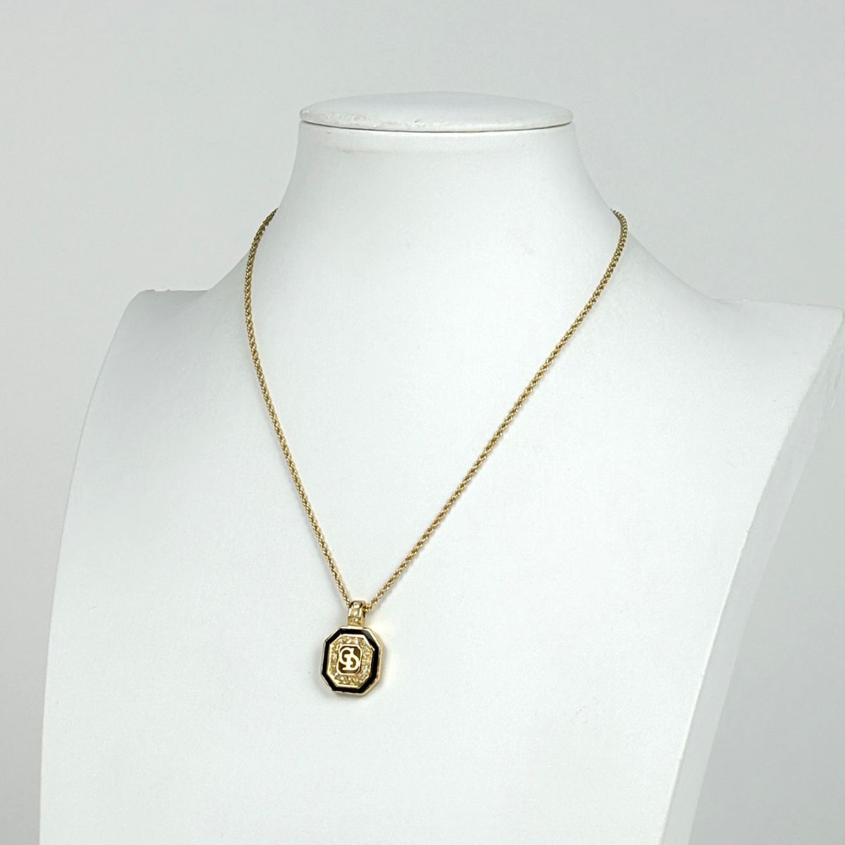 Dior Logo Rhinestone Necklace CD Gold Plated Black — view 5