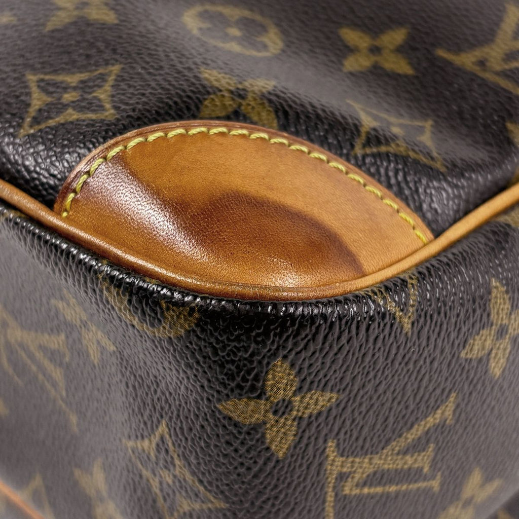 Louis Vuitton Nile Shoulder Bag Monogram Brown — view 3
